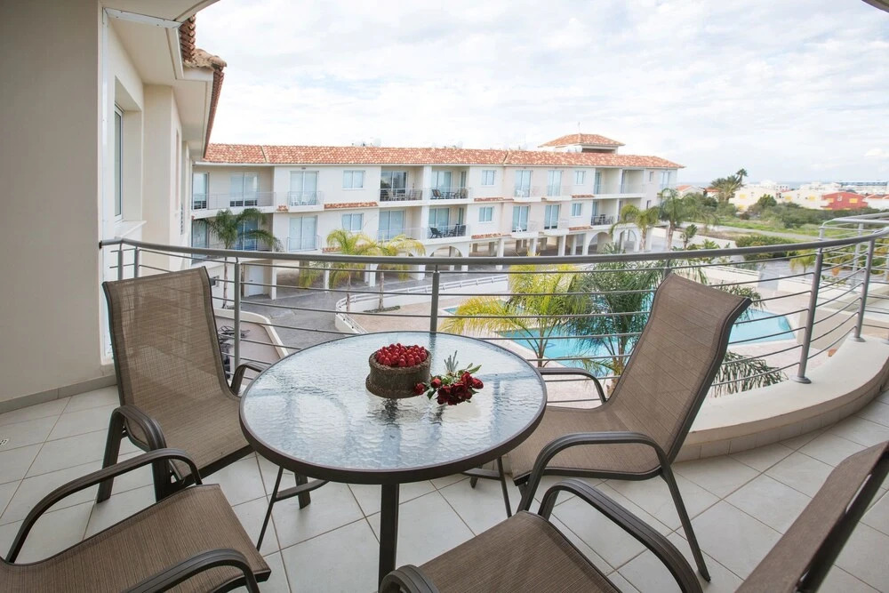 Cyprus Apartment Palm 208 Gold