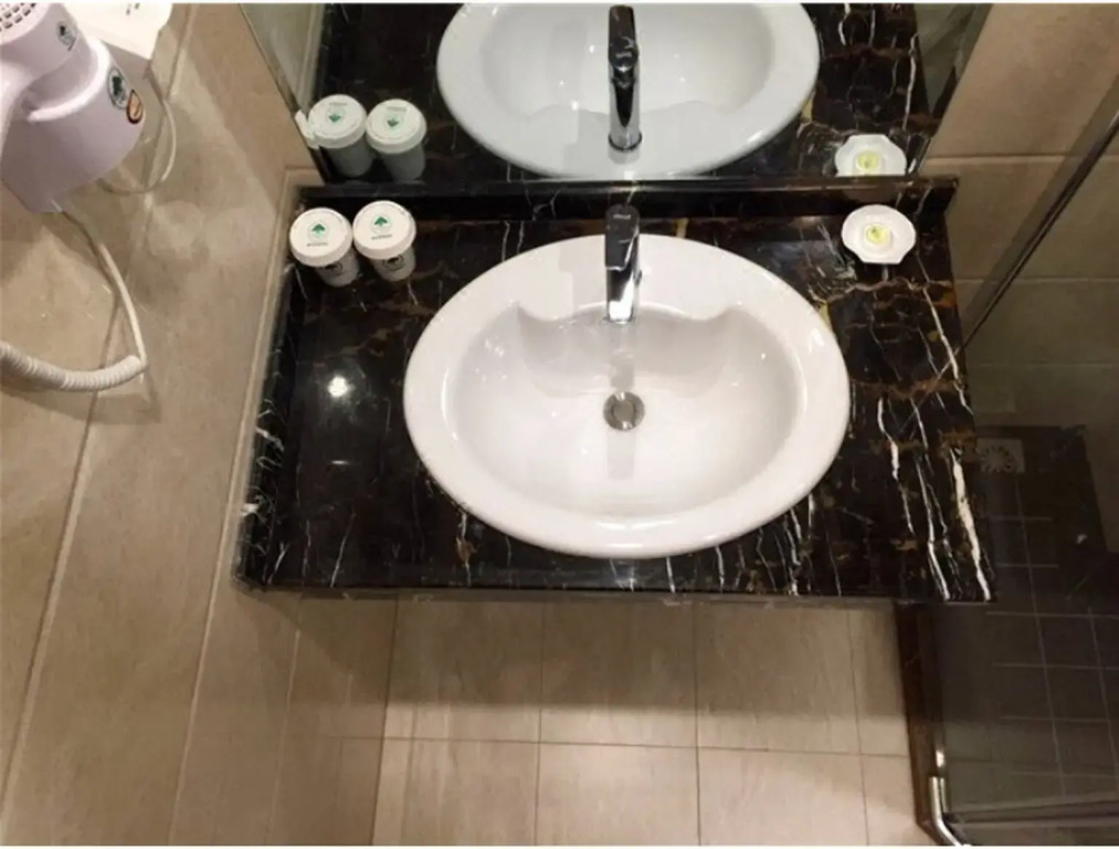 GreenTree Inn XinYang ShangCheng County HuangBaiShan Road Times Shopping Mall Express Hotel