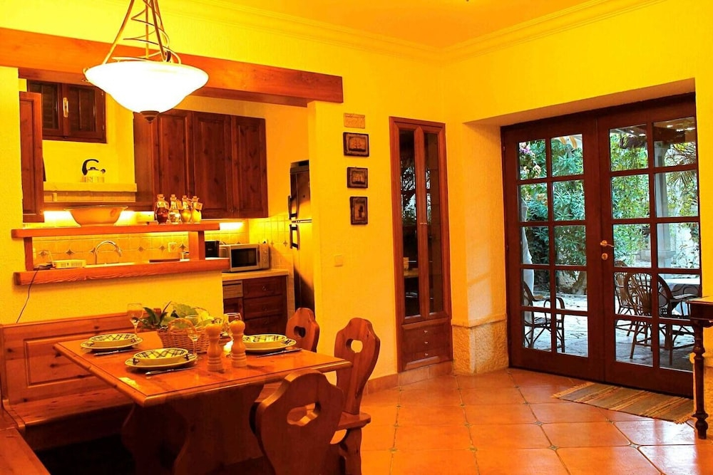 House Davor