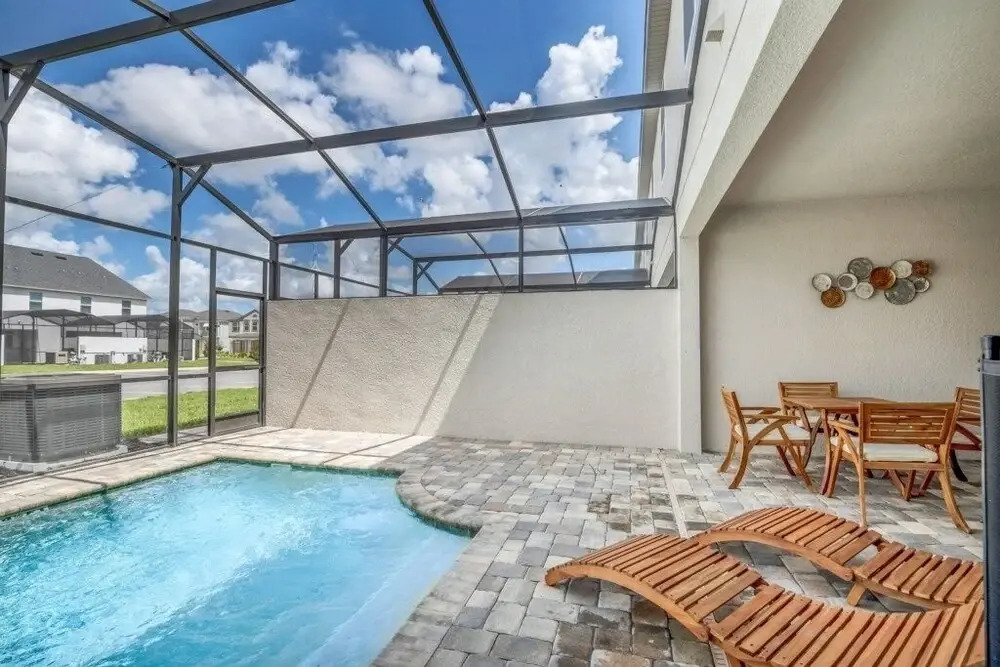 2182cooper 4 Bedroom Townhouse by Redawning