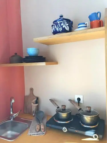 Giannakis Rooms