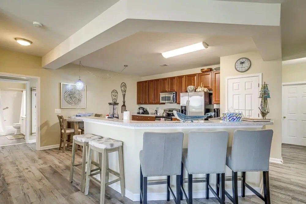 Walkable Condo w/ Drawbridge Views in Cambridge