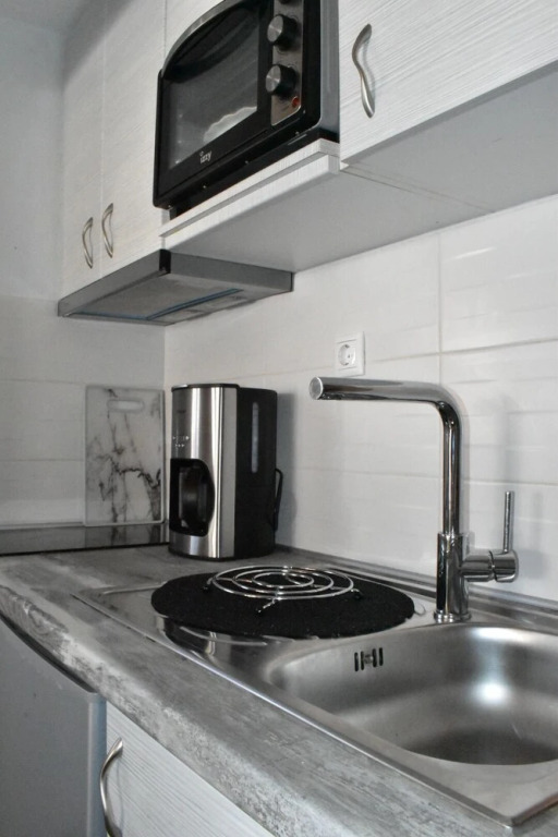 Del Sol Suites