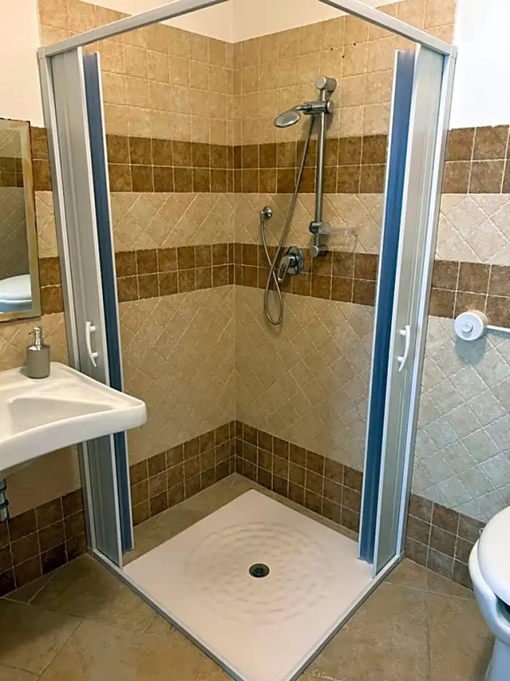 Rena Bianca House
