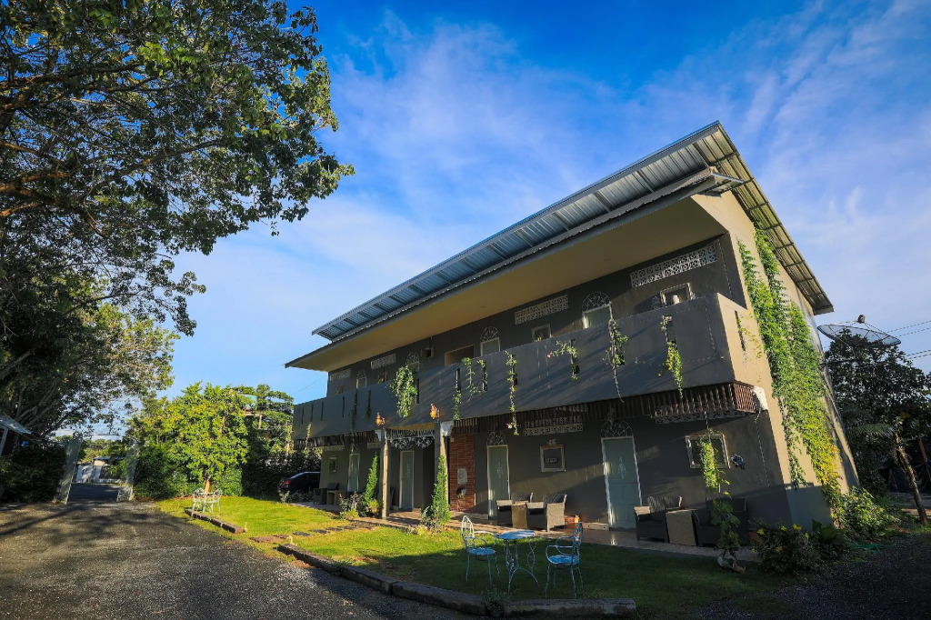 Phuket Nonnita Boutique Resort & Organic Farm