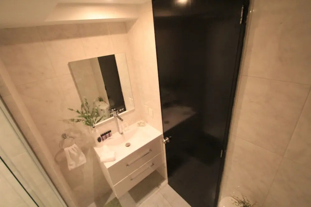 Apartment Downtown 325