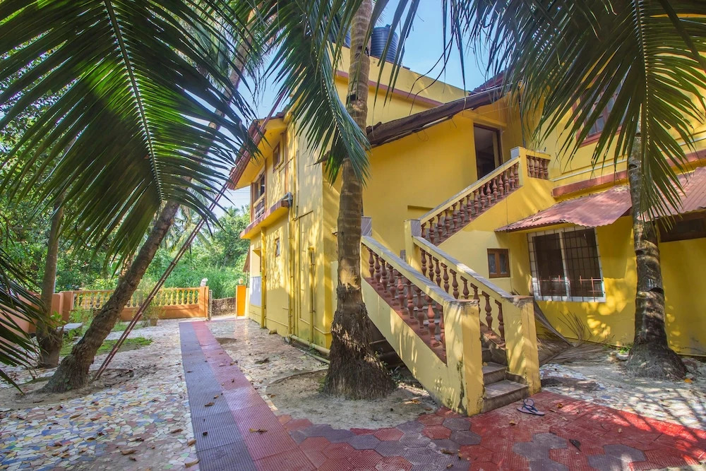 OYO 18806 Home Green View 1BHK South Goa