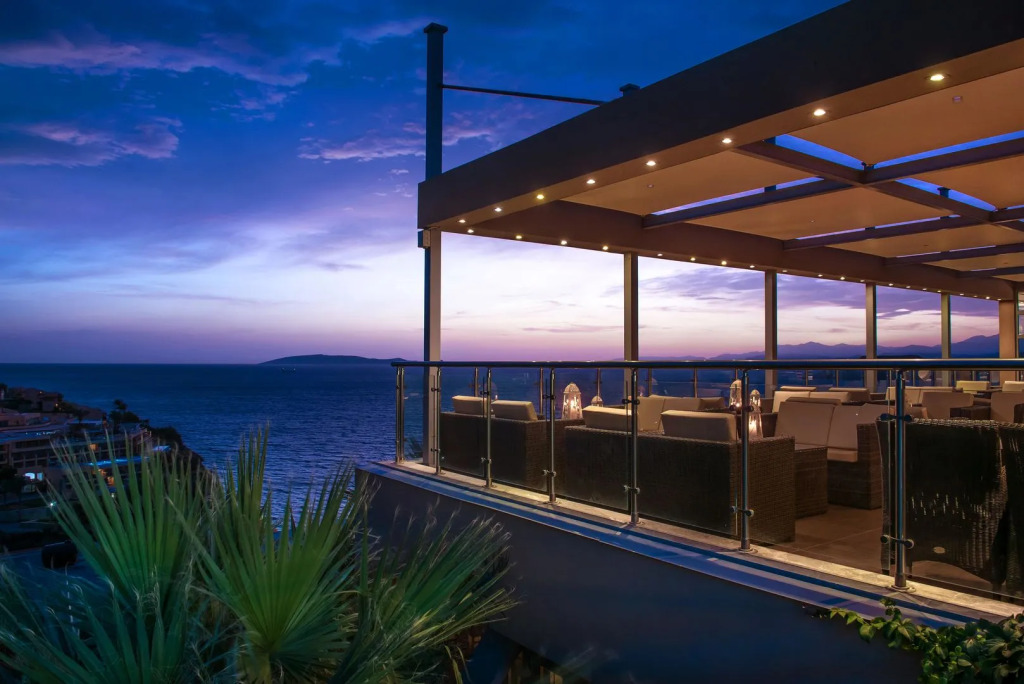 Blue Bay Resort Hotel