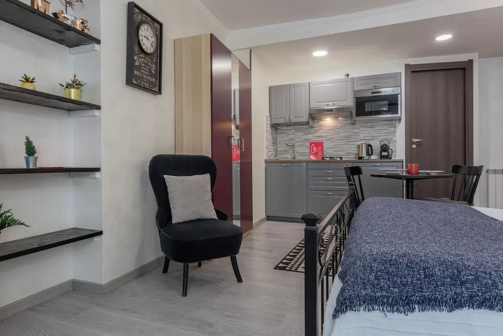 Cozy Studio in the City Center by Wonderful Italy