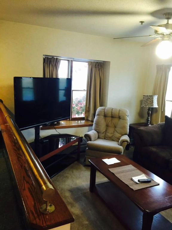 Goodfellos Suites