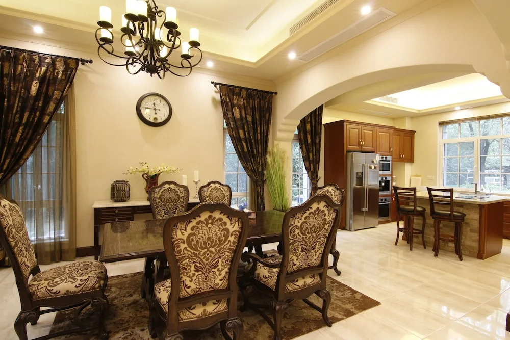 Marri-Holiday Garden Villa (Hongqiao Airport. NECC)