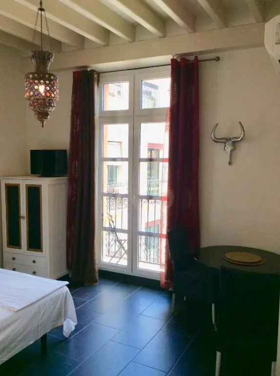 Santa Barbara Guesthouse