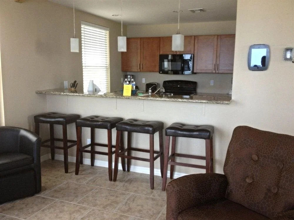 Spacious Englewood House with Deck - On The Beach!