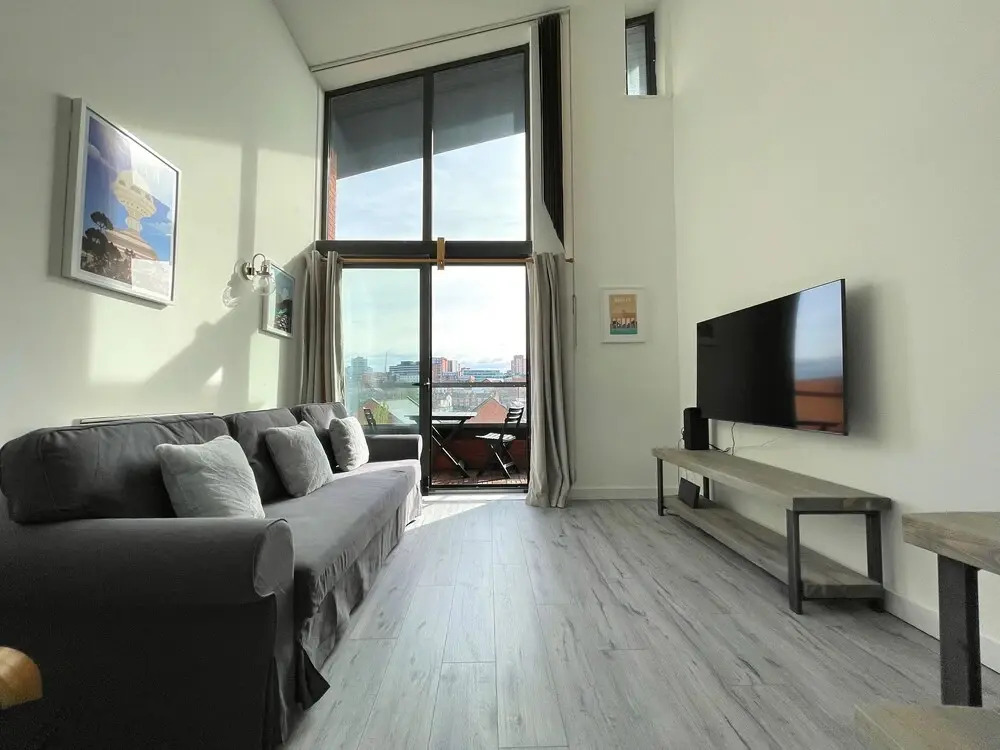 Penthouse Apartment with Parking