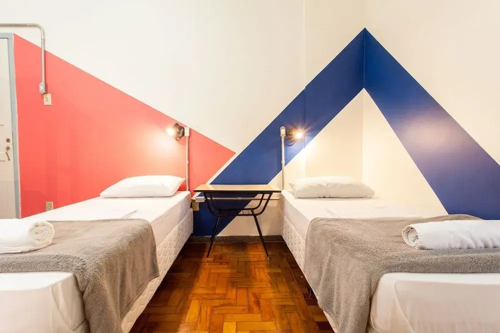 Hostel 300