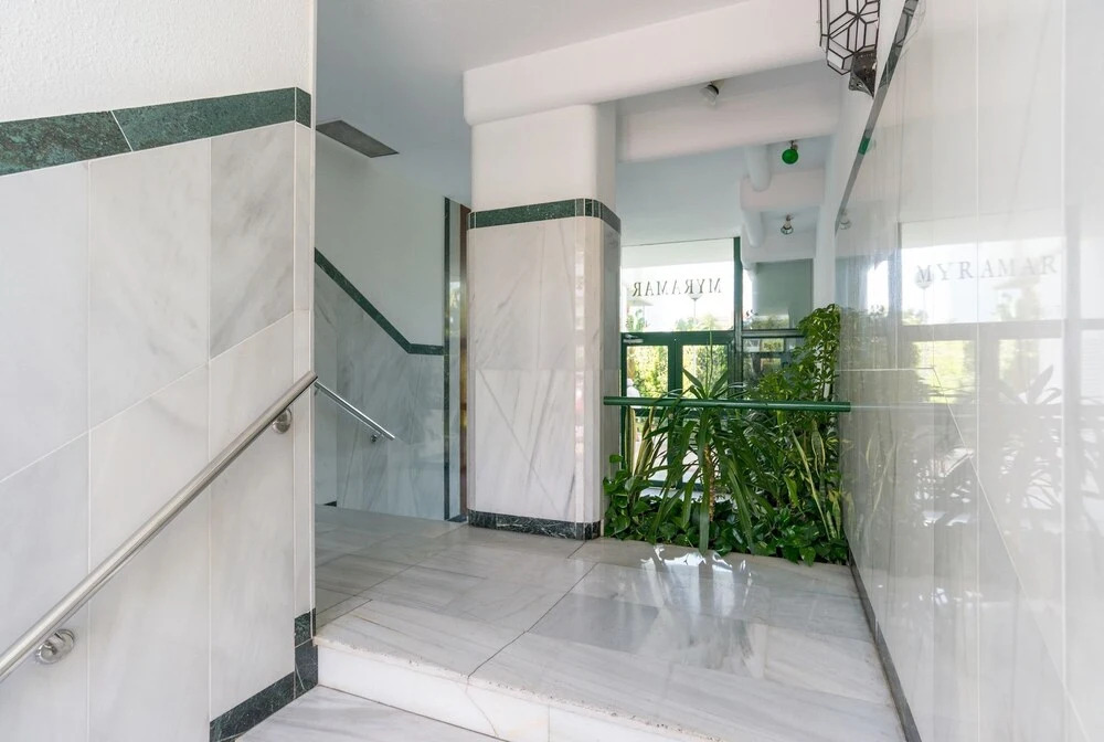 MalagaSuite Fuengirola Holiday Apartment