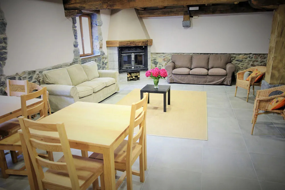 Hostal-Cicloturismo Lopenea