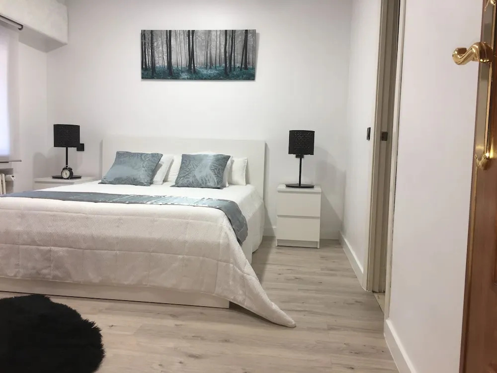 Claustro las Francesas Luxury Apartment in the Heart of Valladolid