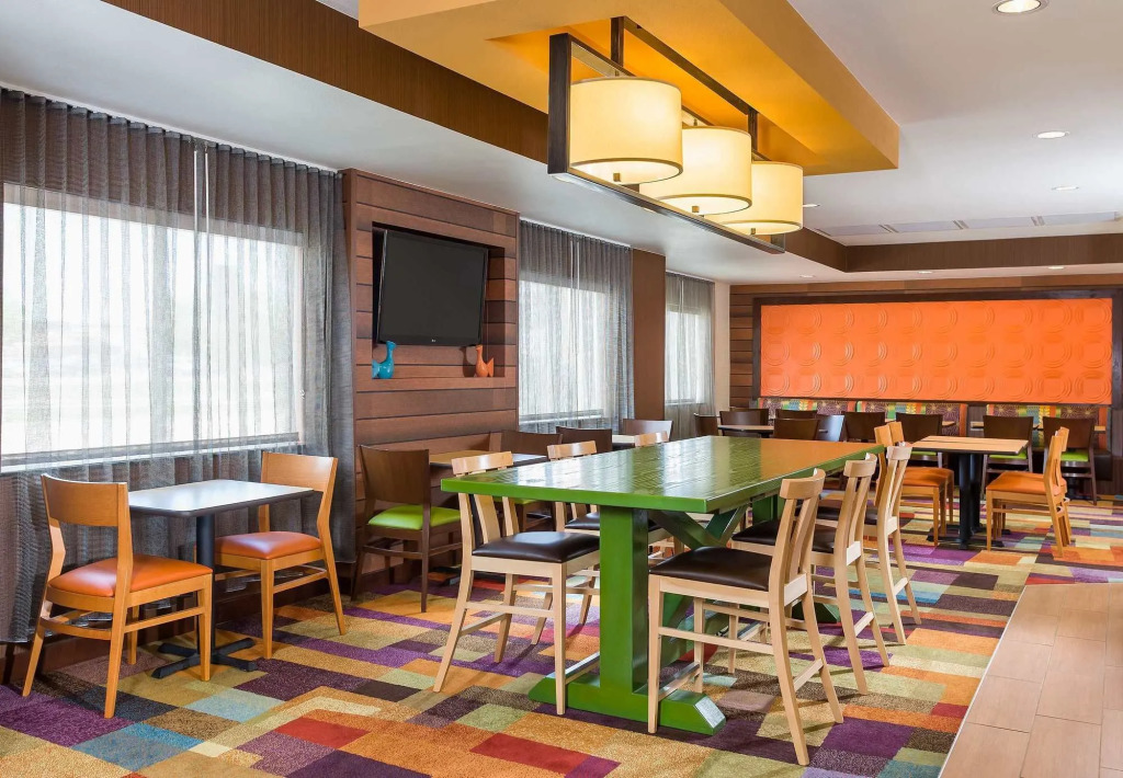 Fairfield by Marriott Inn & Suites Grand Rapids Airport