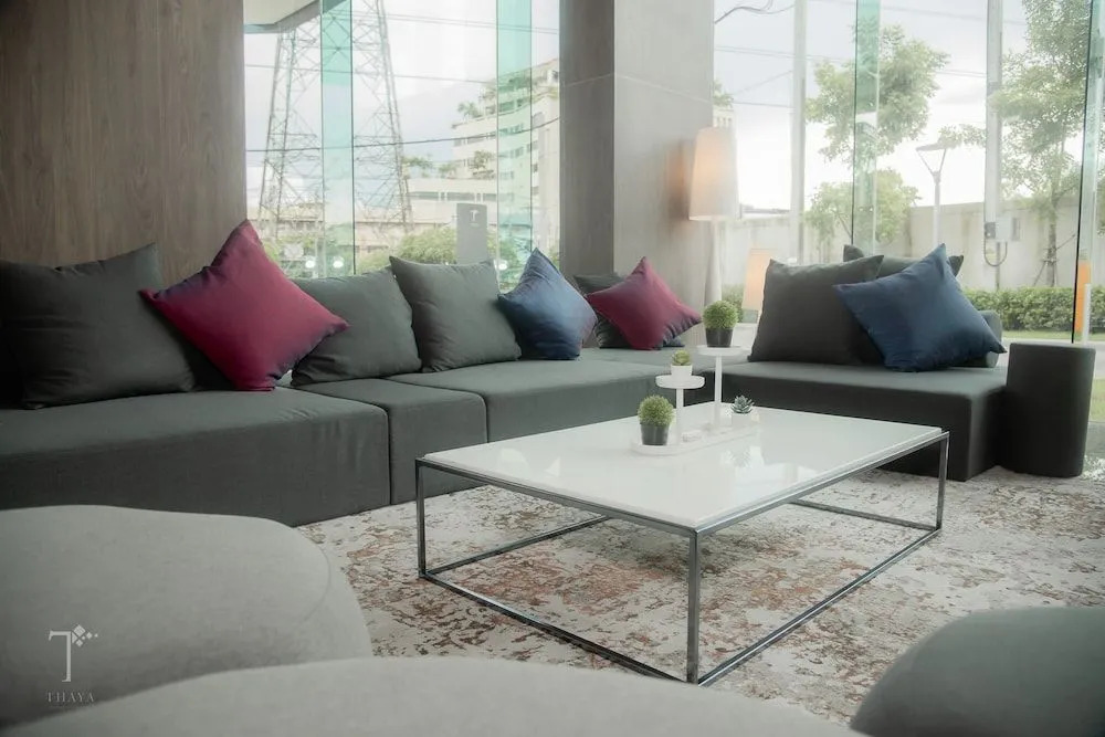 Отель Thaya Hotel Bangkok