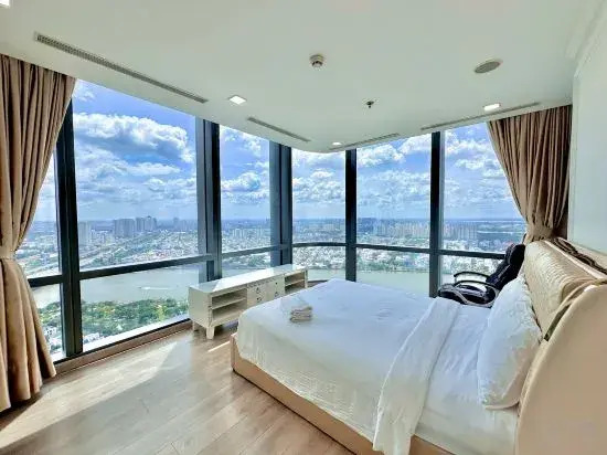 LUNA Apartment - Vinhomes Landmark 81 Urban