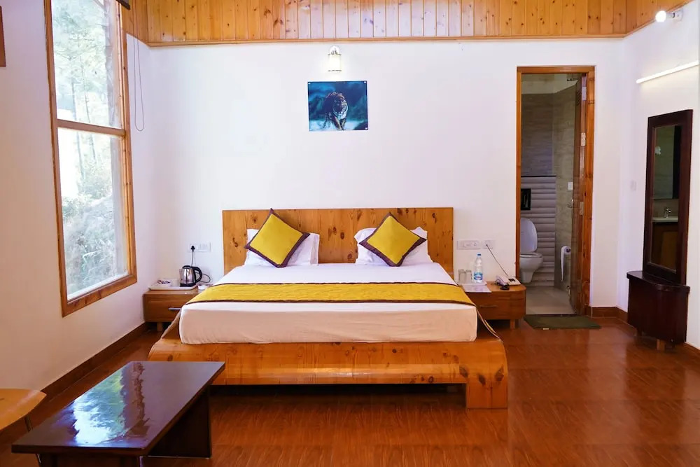 Hotel Chail Retreat-A Boutique Resort