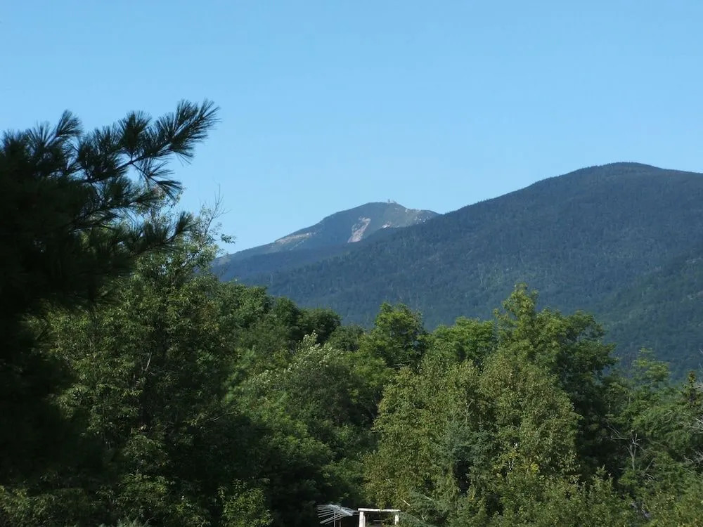 Mountain Brook Lodge