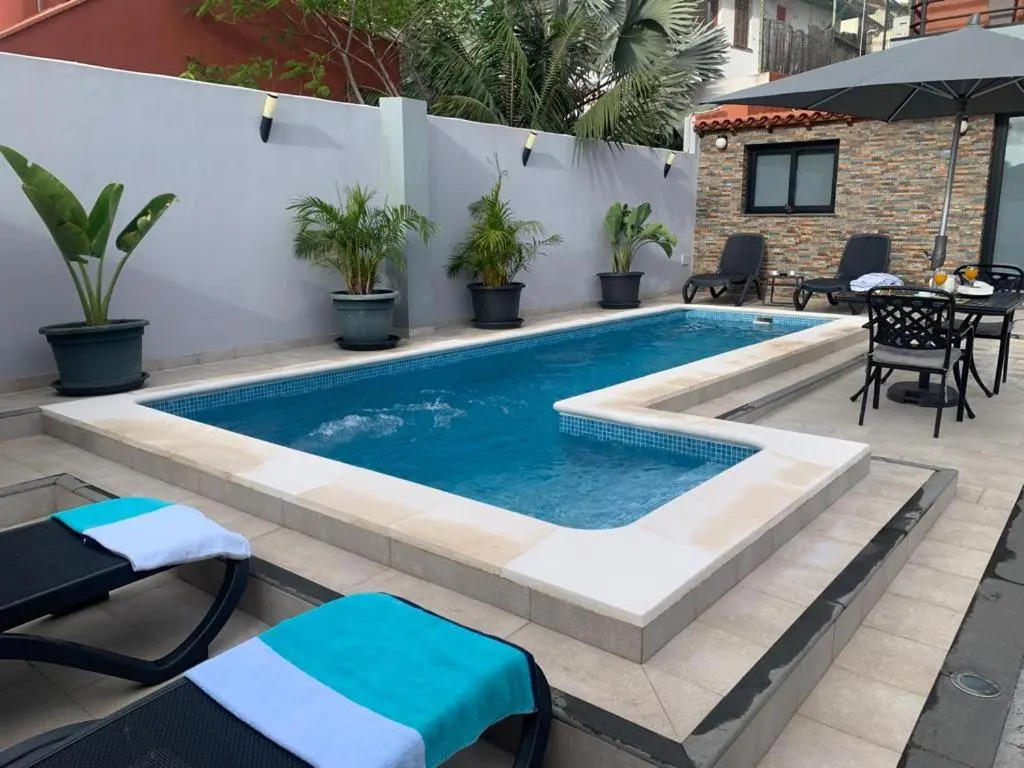 Luxury Apartment & Pool in Vistabella, Tenerife