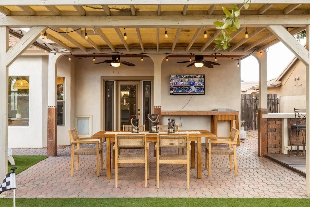Gilbert Beachcomber 5 Bedroom Home by RedAwning, Gilbert