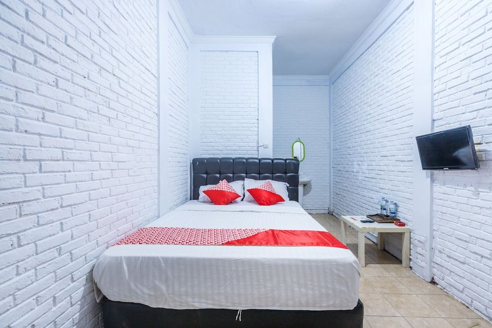 OYO 1424 Guntary Residence