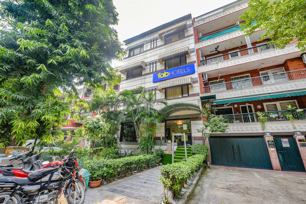 FabHotel Prime Aashraye