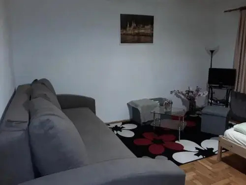 Hotel Omnibusz Apartments