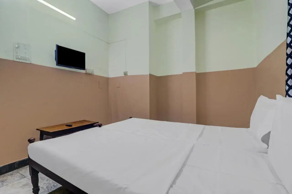 SPOT ON Sri Sai Lohith Lodge Near Secunderabad Railway Station
