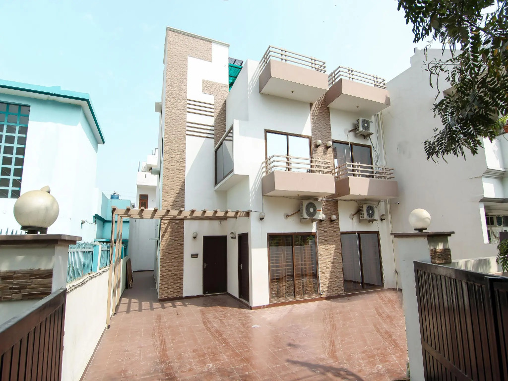 OYO Flagship 12365 CZ Inn