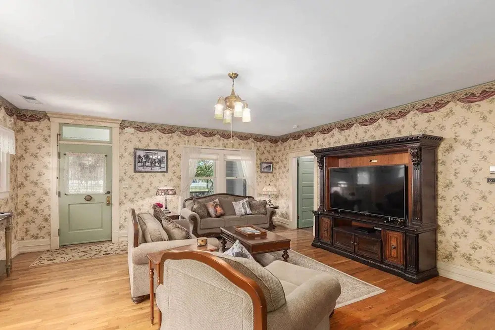 Walk to Dtwn: Historic Prescott Home w/ Yard!