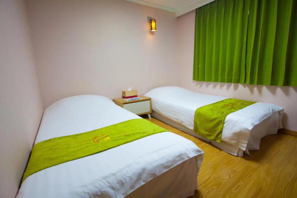 Jeju R Hotel & Guesthouse