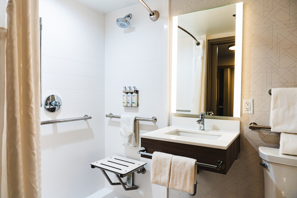 Holiday Inn Express Frazer - Malvern by IHG