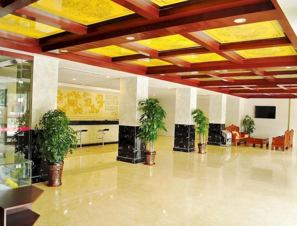 Daweng Jiulongquan Hotel ((Licun Pedestrian Street Store)(九龙泉大酒店（李村步行街店）)