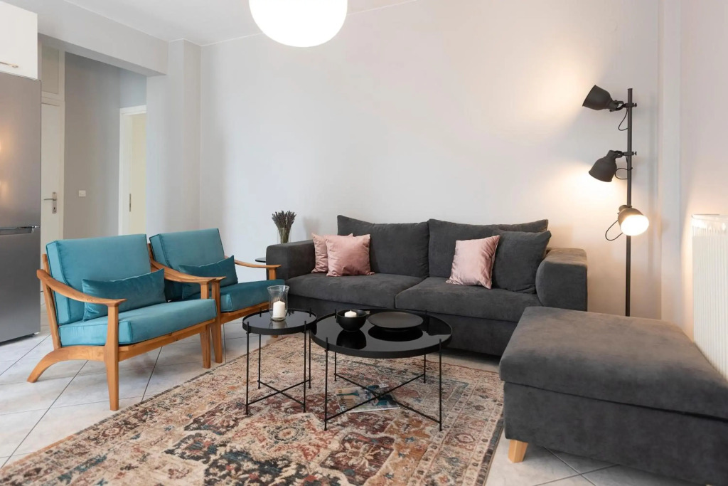 Vanilla Luxurious Apartment