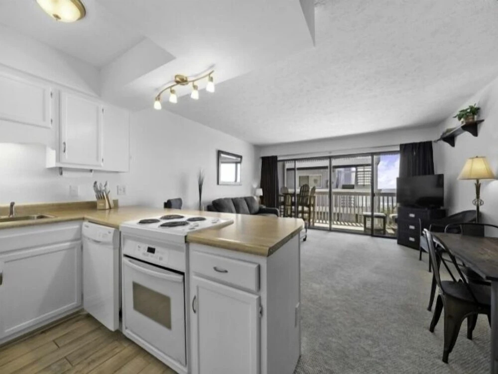 Pura Vida Pure Life - Expansive Views Of The Ocean And Wide Sandy Beach 1 Bedroom Condo by RedAwning