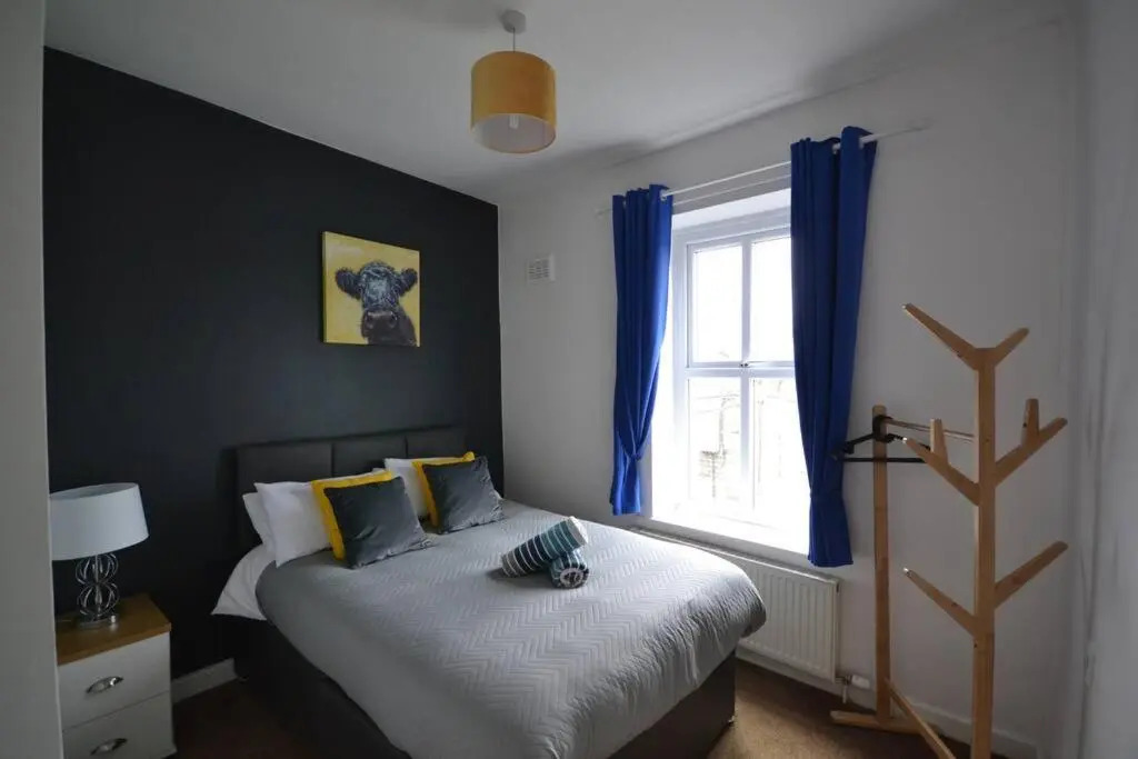 * Glossop Retreat * 3 Dbl Bed House*