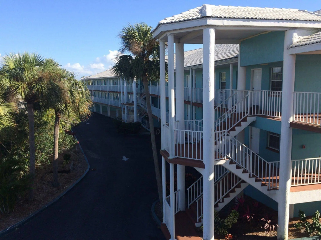 Sun Coast Inn