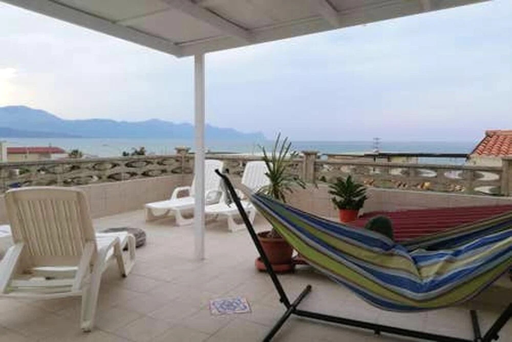 Apartment With 4 Bedrooms in Alcamo, With Wonderful sea View, Terrace and Wifi Near the Beach