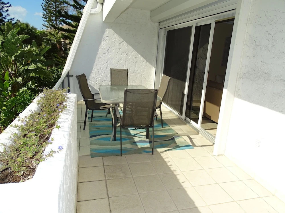 Tivoli by the Sea - 202 2 Bedrooms 2 Bathrooms Apts