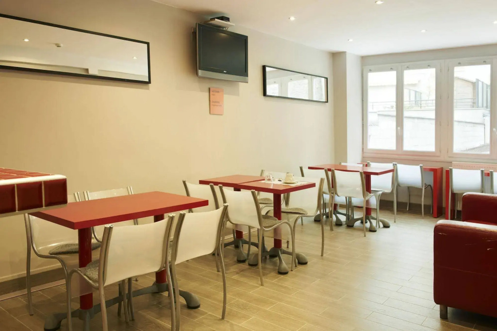 Hotel Montmartre Clignancourt