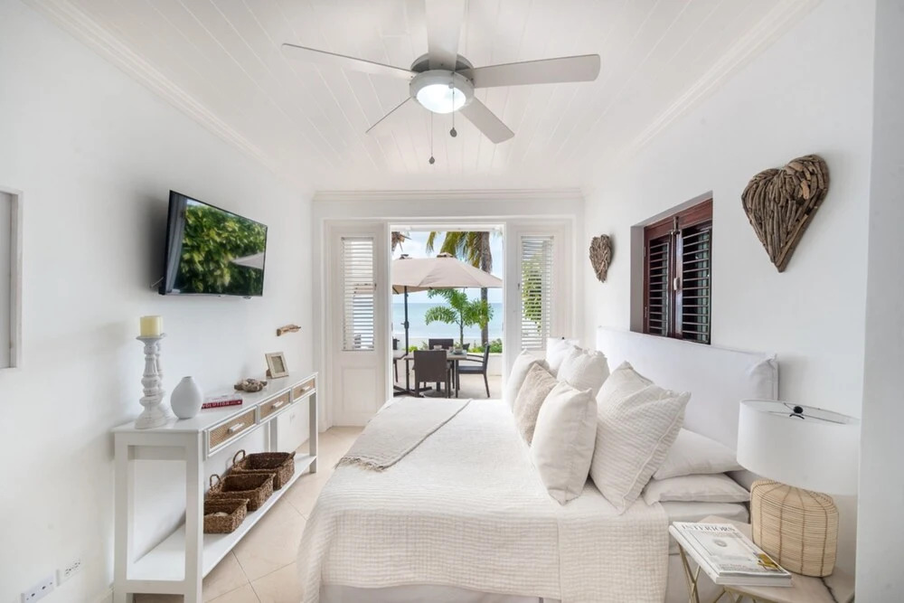Exceptional Beachfront Living - Milord Sunsets 3 Bedroom Home by Blue Sky Luxury