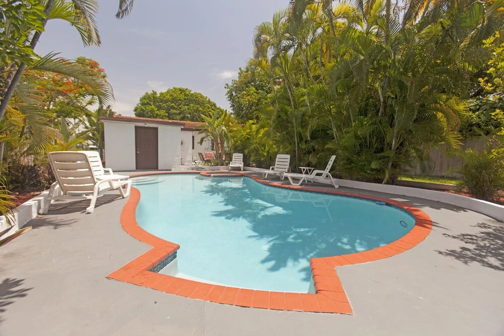 Perfect Holiday House by VR in the Sun