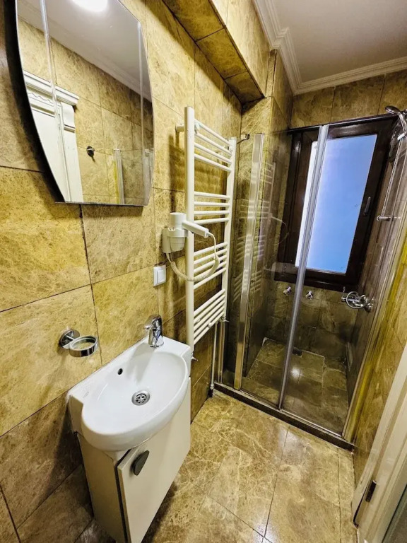 L&P Mai̇son Hotel