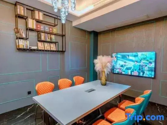 Yueya Jiangnan Spring Hotel