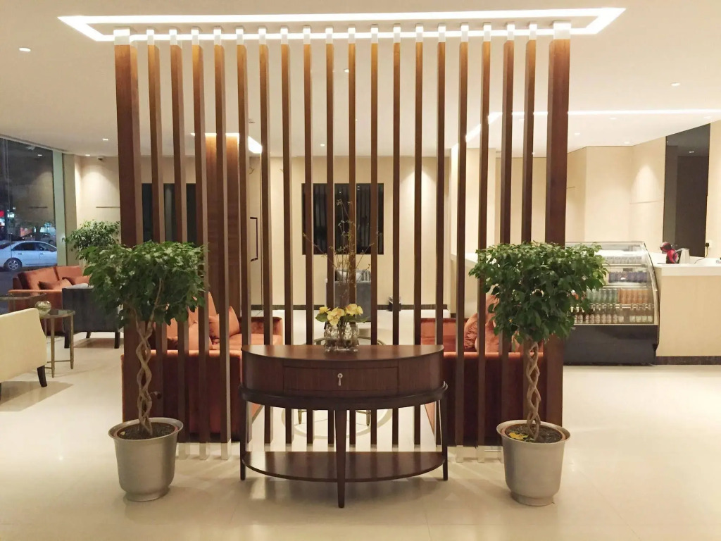 Unique Suites